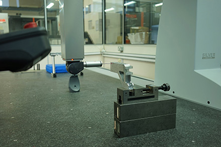 CMM - precision measuring